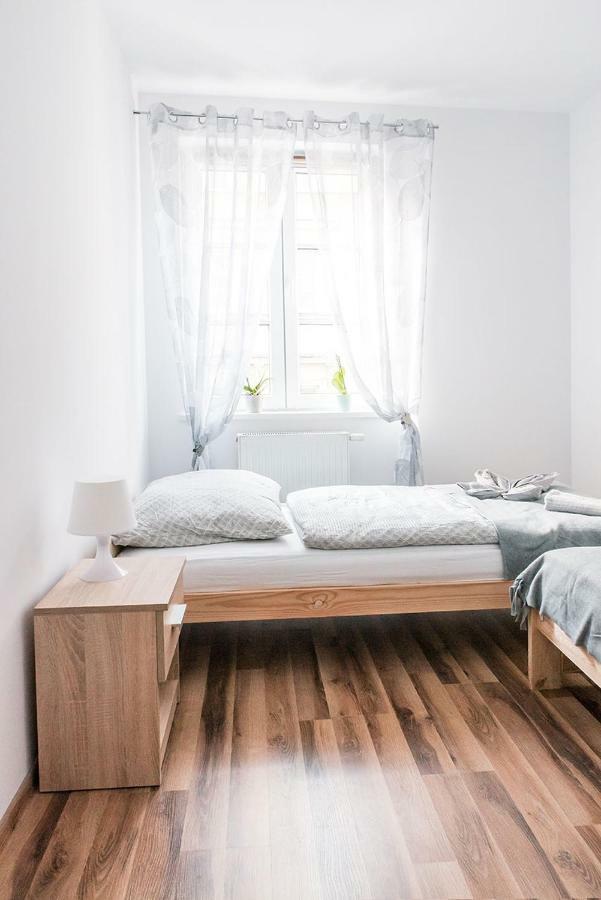 Apartament Na Wyspie Piasek Apartman Kłodzko Kültér fotó
